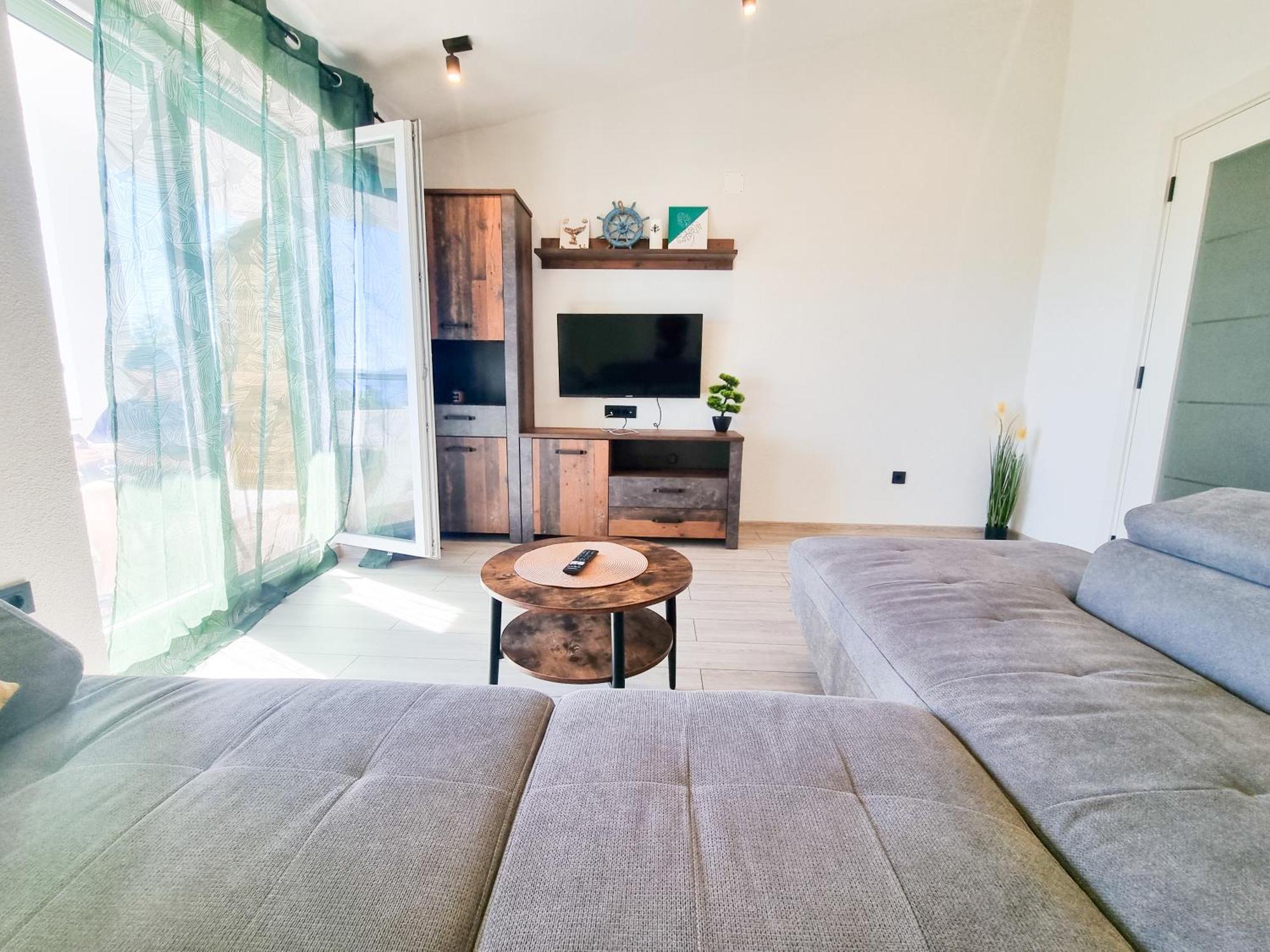 1 Apartment