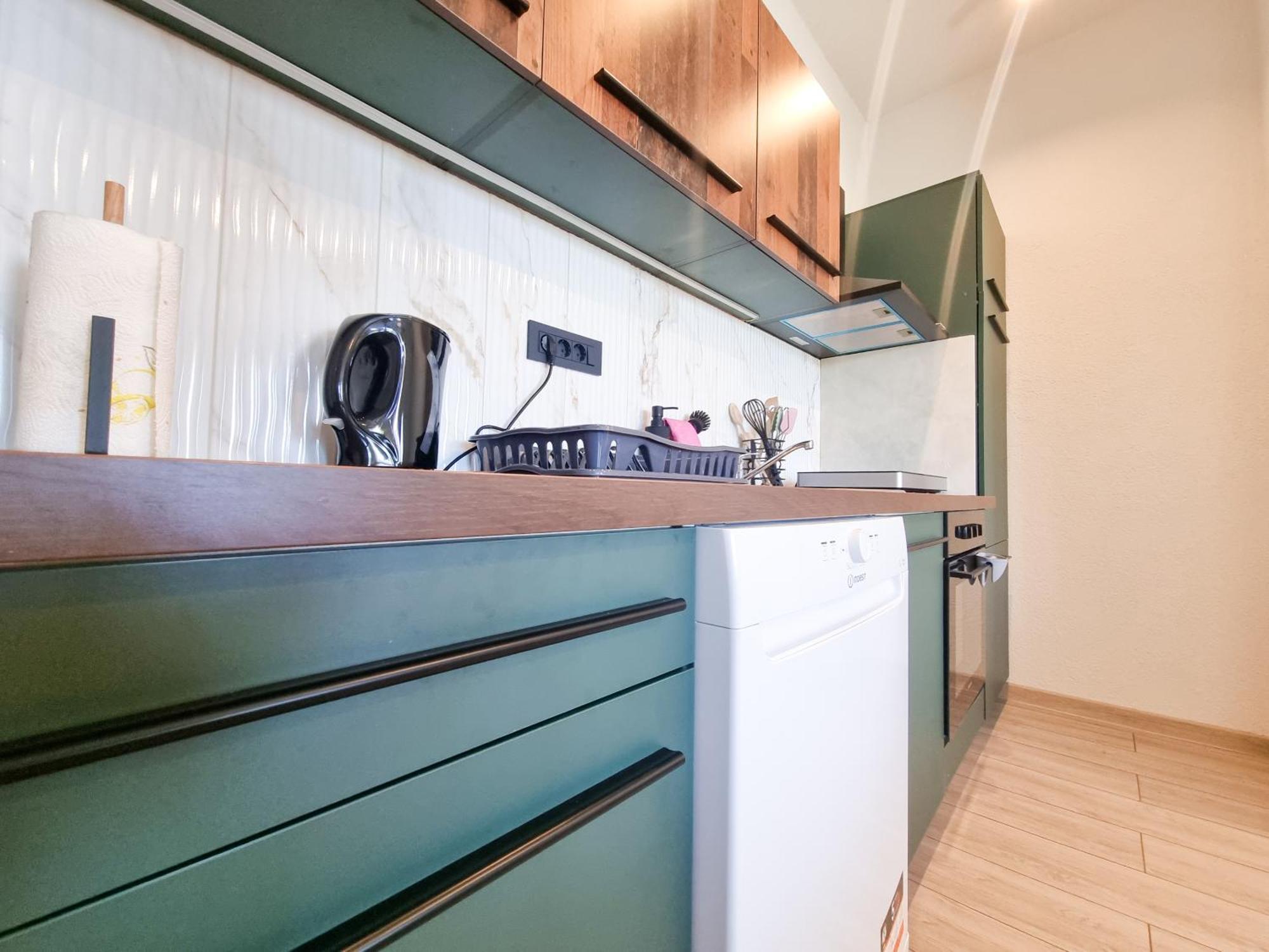 Apartment 1 *